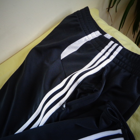 NWOT MAN'S ADIDAS CLIMACOOL ATHLETIC PANTS SZ L - Picture 7 of 8